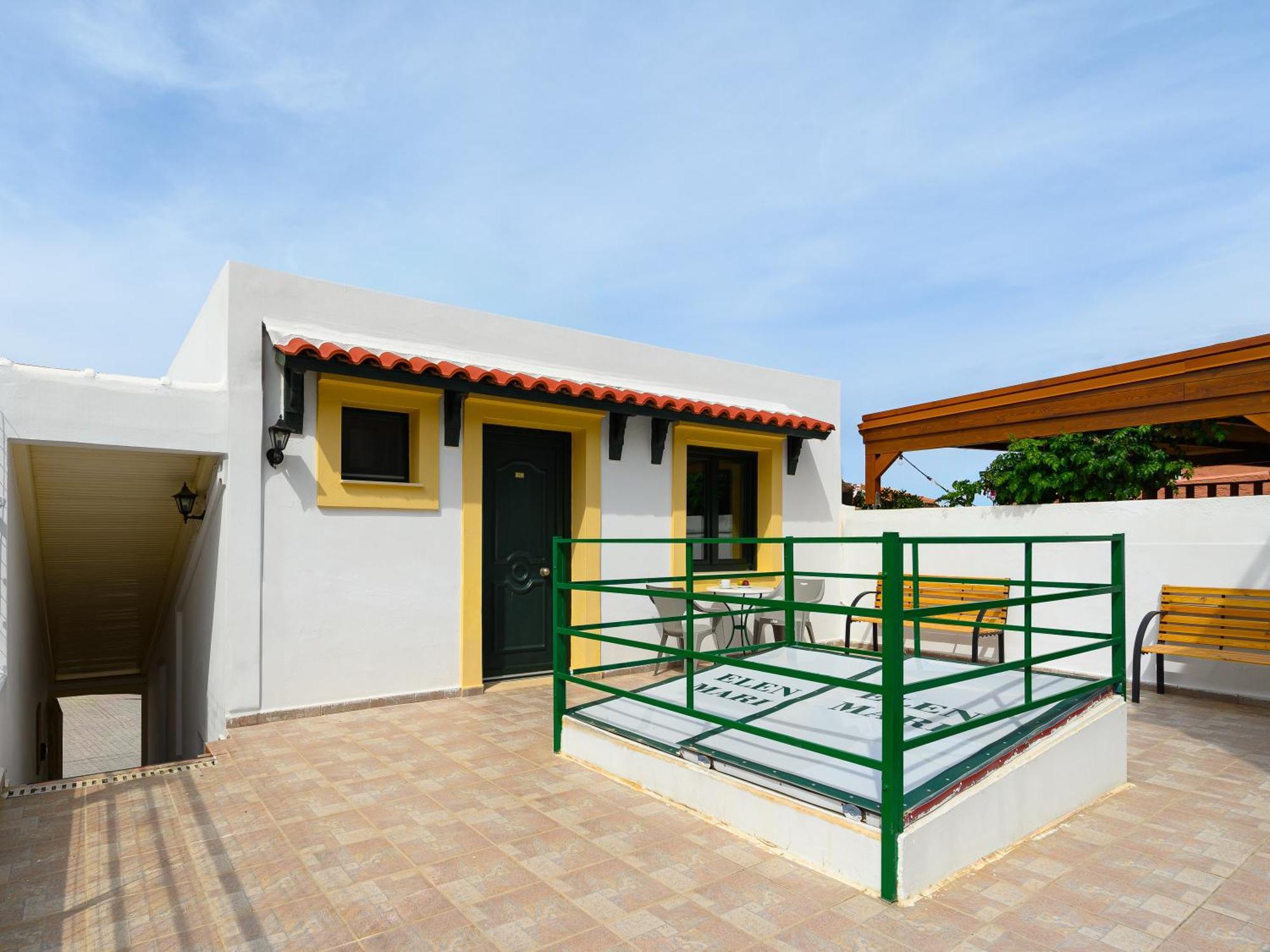 Elen-Mari Apartment Hersonissos  Exterior photo